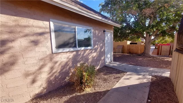 MLS: 2626020 Condo For Sale
