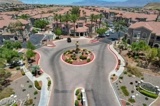 Photo #4: 2626028 Listing