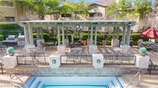 Photo #3: 2626029 Listing