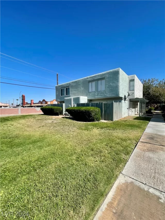 MLS: 2626101 Condo For Sale