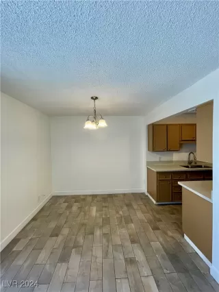 Photo #4: 2626101 Listing 