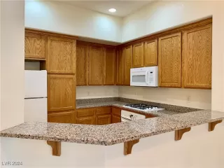 Photo #5: 2626124 Listing 