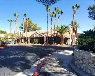 Photo #1: 2626134 Listing 