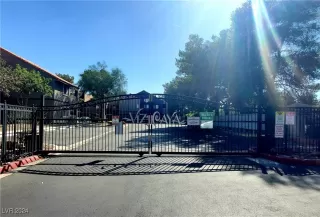 Photo #3: 2626134 Listing 