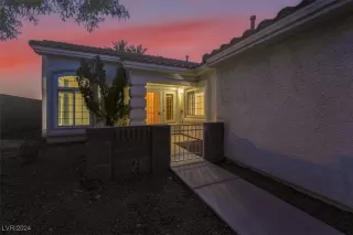 Photo #6: 2626140 Listing