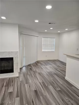 Photo #1: 2626165 Listing 