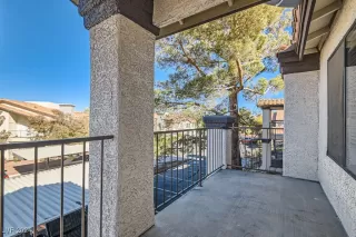 Photo #5: 2626181 Listing