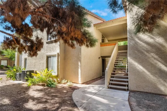 MLS: 2626232 Condo For Sale