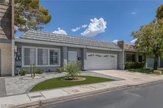 Photo #1: 2626238 Listing