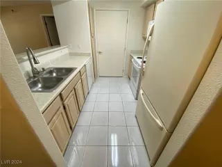 Photo #3: 2626248 Listing 