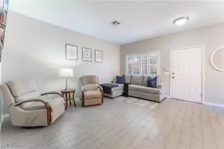 Photo #2: 2626249 Listing