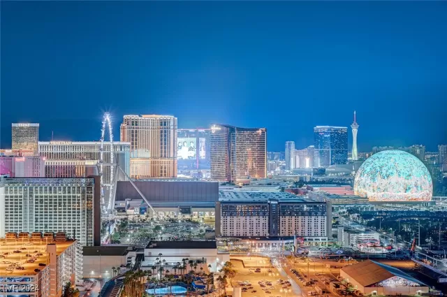 MLS: 2626282 Condo For Sale