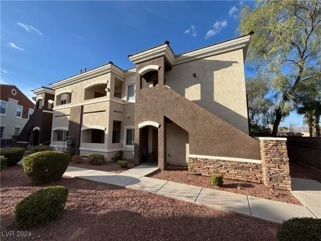MLS: 2626314 Condo For Sale