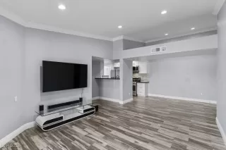 Photo #2: 2626331 Listing 