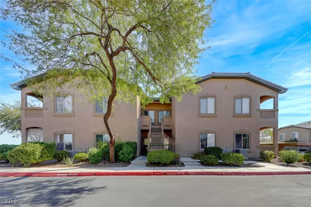 MLS: 2626366 Condo For Sale