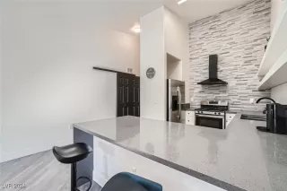 Photo #4: 2626468 Listing 