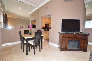 Photo #3: 2626469 Listing