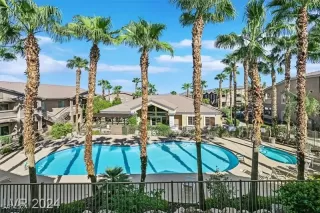 Photo #3: 2626502 Listing 