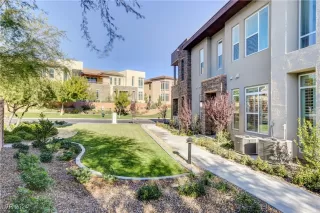 Photo #1: 2626510 Listing 