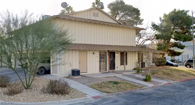 MLS: 2626527 Condo For Sale