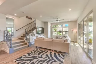 Photo #5: 2626532 Listing 