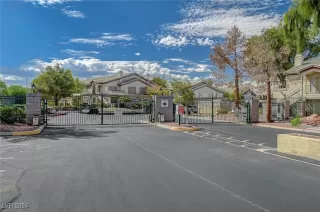 Photo #3: 2626533 Listing 