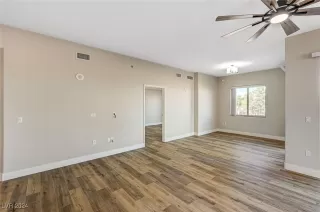 Photo #1: 2626540 Listing 