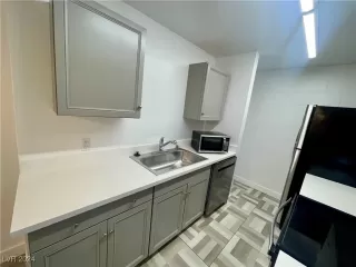 Photo #4: 2626546 Listing 