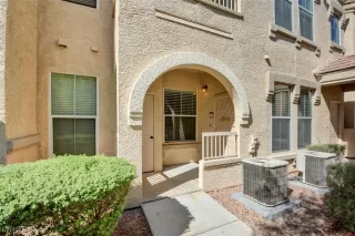 Photo #4: 2626569 Listing