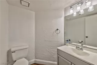 Photo #6: 2626576 Listing