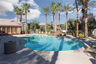 Photo #3: 2626580 Listing 