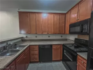 Photo #5: 2626600 Listing 