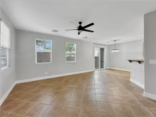 Photo #3: 2626626 Listing 