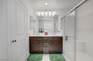 Photo #2: 2626640 Listing