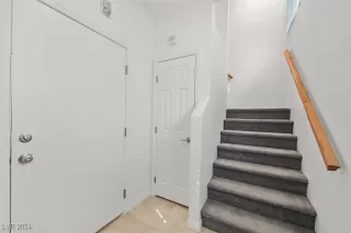 Photo #1: 2626716 Listing 