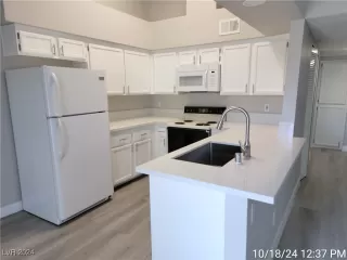 Photo #4: 2626760 Listing 