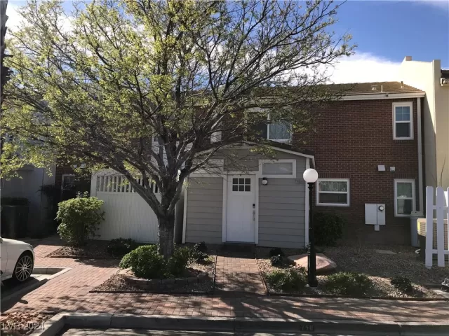 MLS: 2626770 Condo For Sale