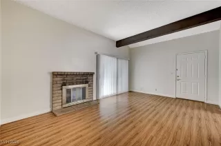 Photo #3: 2626791 Listing