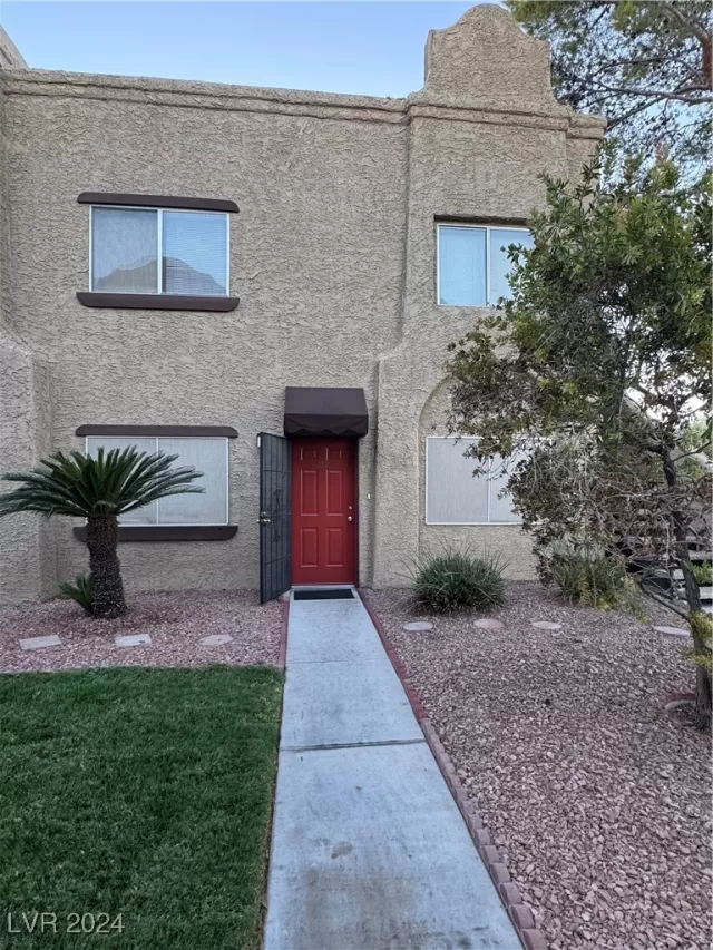 MLS: 2626870 Condo For Sale