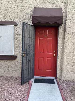 Photo #2: 2626870 Listing 