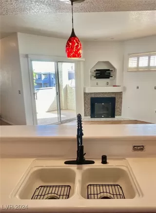 Photo #4: 2626906 Listing 