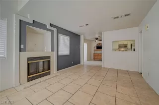 Photo #6: 2626908 Listing