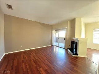 Photo #2: 2626918 Listing 