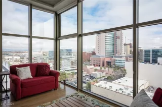 Photo #4: 2626952 Listing 