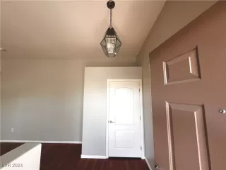 Photo #1: 2626958 Listing 