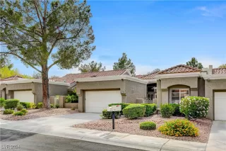 Photo #4: 2626974 Listing