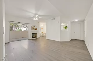 Photo #3: 2626975 Listing 