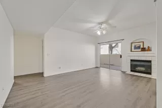 Photo #4: 2626975 Listing 