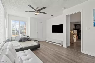 Photo #4: 2626980 Listing 