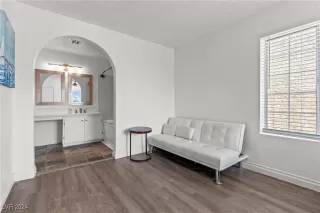 Photo #6: 2626980 Listing 